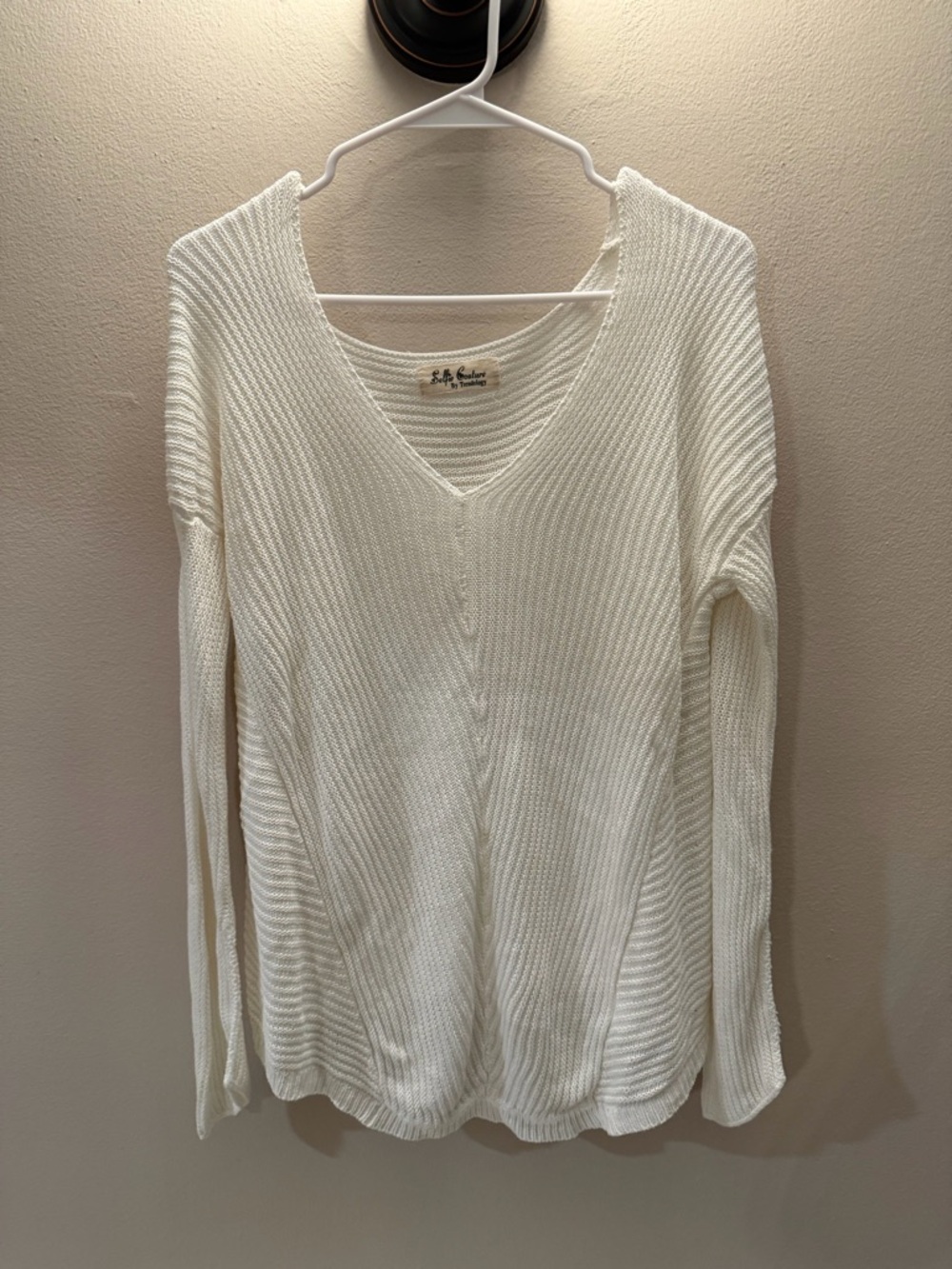 Selfie‎ Couture White V-Neck Ribbed Knit High-Low Sweater XS/S SW30385